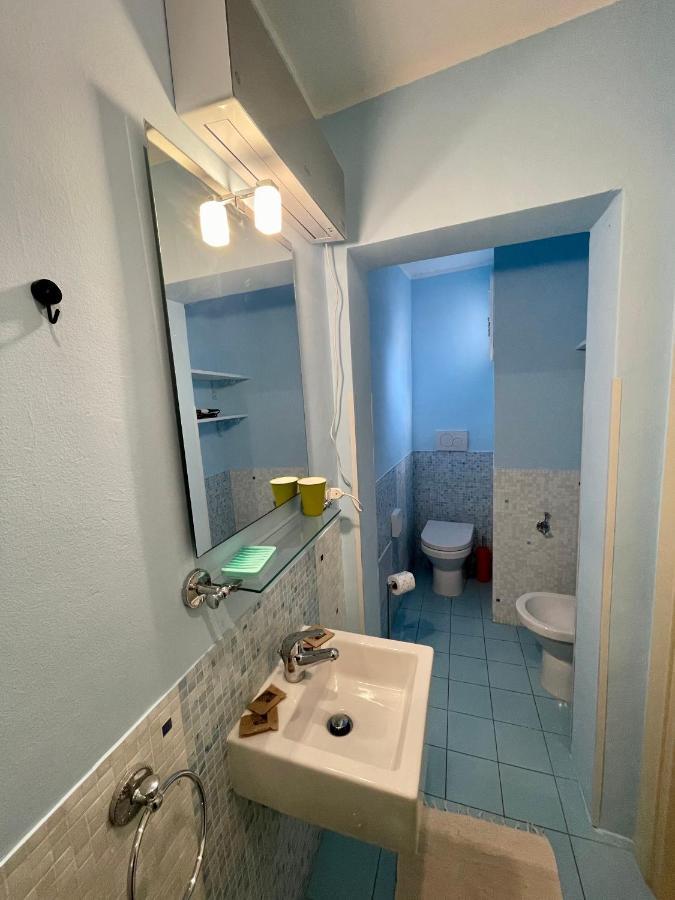 4 Balconi Rooms Paladini B&B E Appartamenti Лечче Экстерьер фото