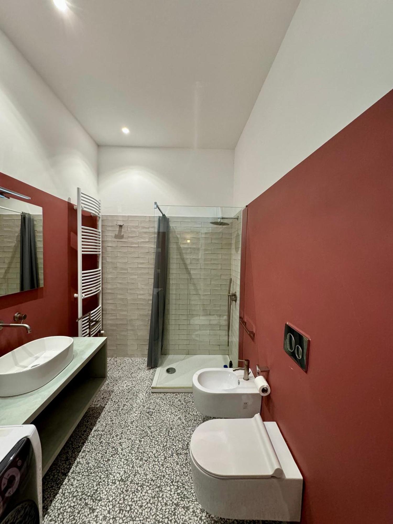 4 Balconi Rooms Paladini B&B E Appartamenti Лечче Экстерьер фото