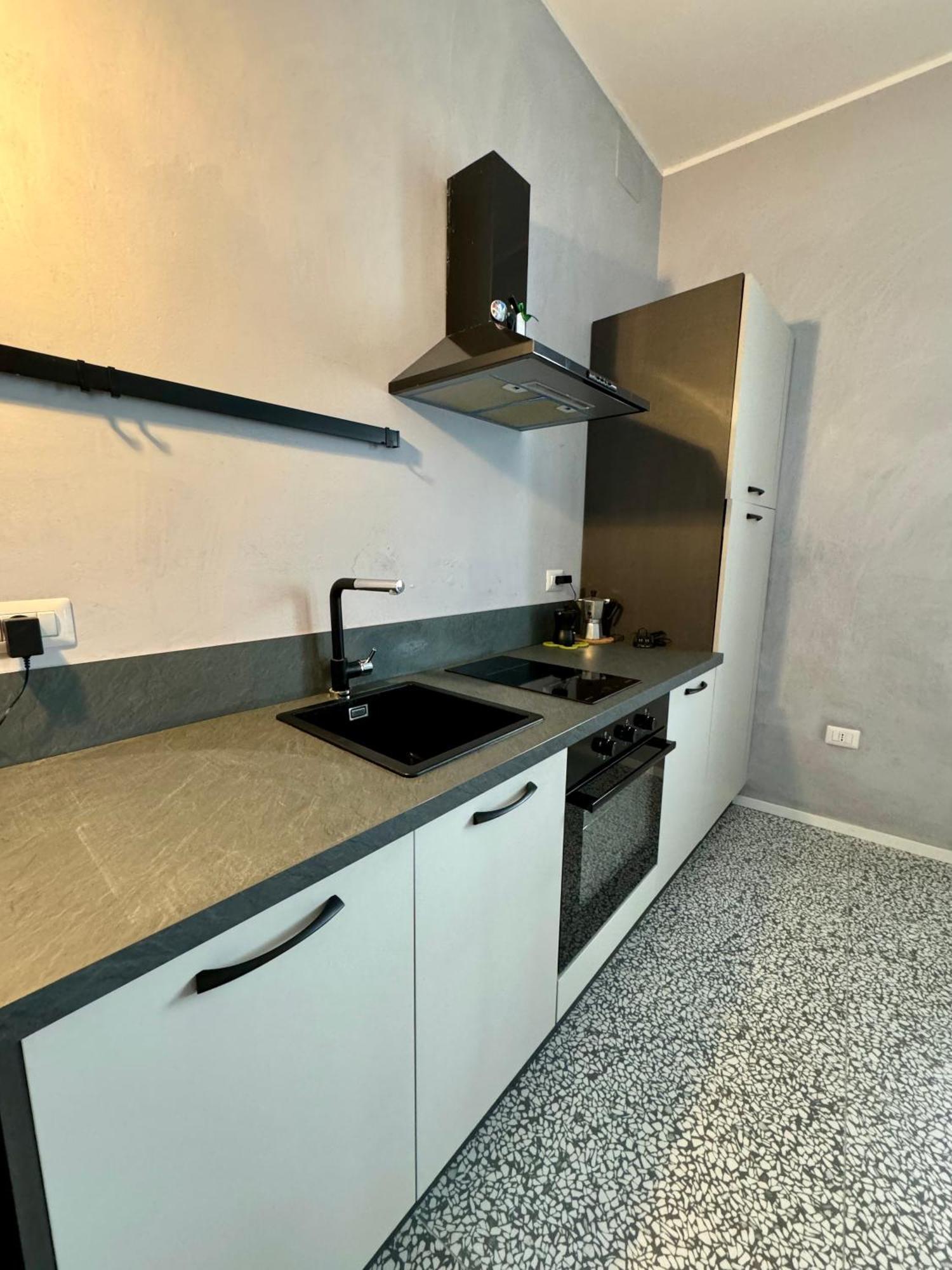 4 Balconi Rooms Paladini B&B E Appartamenti Лечче Экстерьер фото