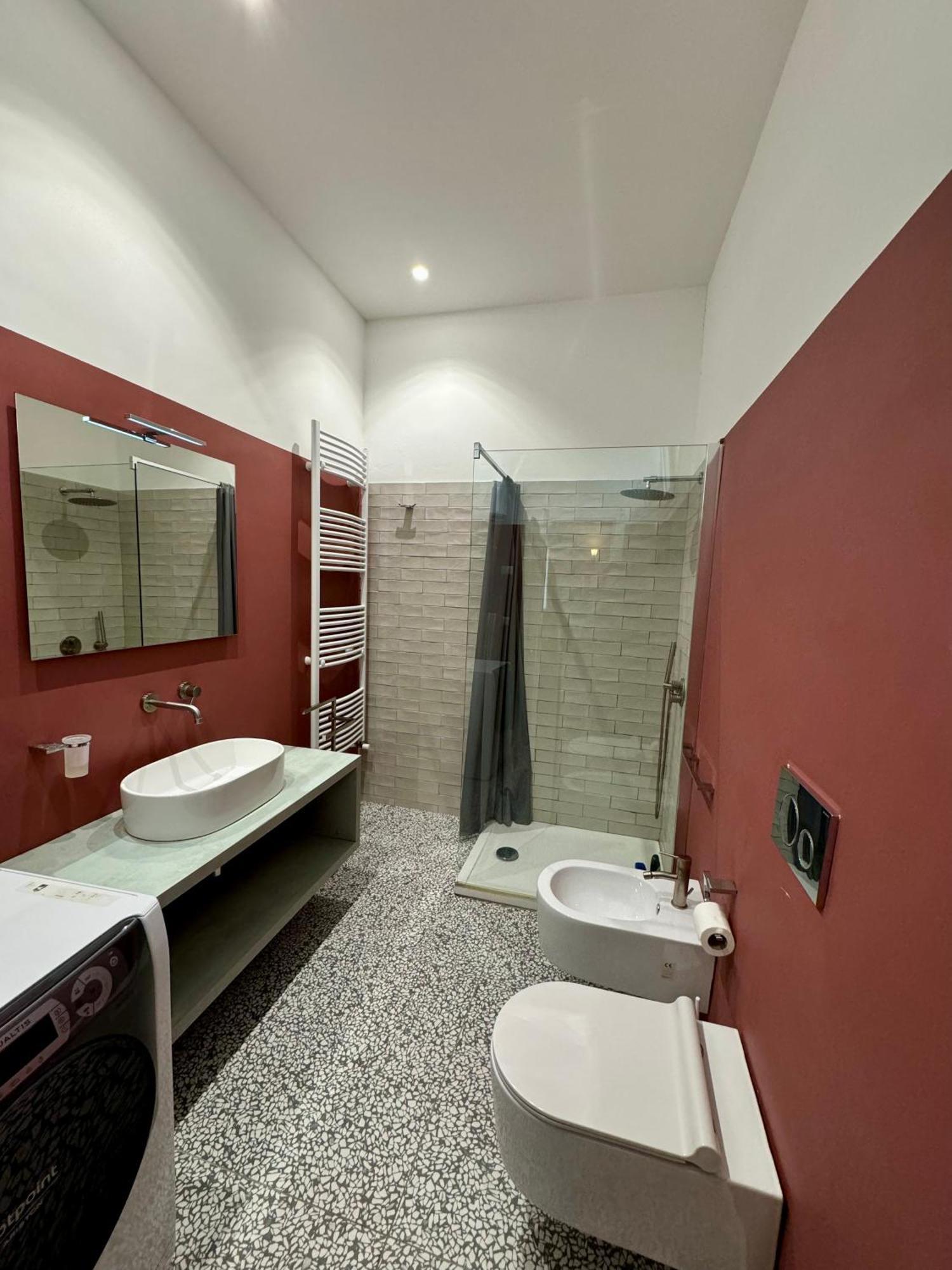4 Balconi Rooms Paladini B&B E Appartamenti Лечче Экстерьер фото